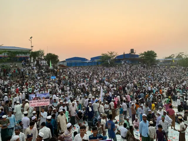 সলিডারিটি ইফতারে অংশ নেয় এক লাখ রোহিঙ্গা