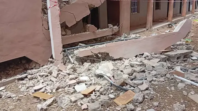 Ebe akụkụ ụlọ ahụ mibara n'ala