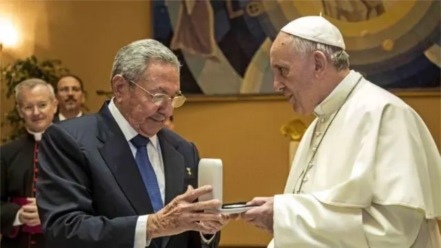 Папа Франциск и Рауль Кастро