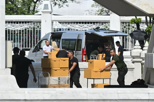 สำนักงาน ป.ป.ช. จัดส่งคำร้องและเอกสารประกอบ "คดี 44 สส." ในการยื่นฟ้องคดีต่อศาลฎีกา 9 เม.ย.