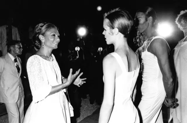 فرح پهلوی، بنیانگذار جشن هنر شیراز