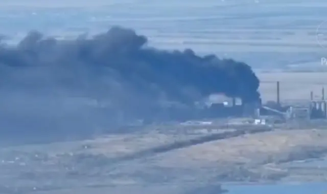 Авдіївський коксохімічний завод зазнає постійних артилерійських і авіаційних ударів. Росіяни порівнюють його з "Азовсталлю"