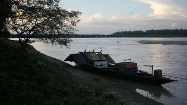 বর্ষার তিস্তা। নীলফামারী, বাংলাদেশ