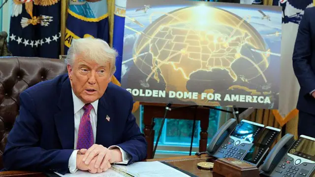 Donald Trump habla en el Despacho Oval