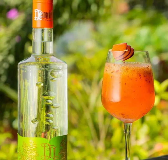 મહુઆમાં શુદ્ધ સ્વાદ છે તેના કારણે તે કોકટેઇલ માટે ઉપયોગી છે