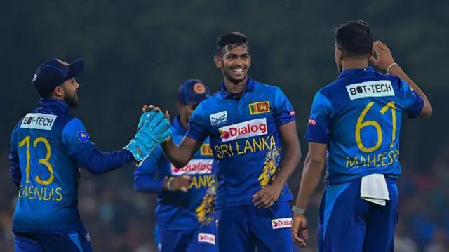 මතීෂ පතිරණගේ දක්ෂ පන්දු යැවීම හමුවේ ඇෆ්ගනිස්ථානය සමග පැවති පළමු 20/ 20 තරගයෙන් ලකුණු 4ක තියුණු ජයග්රහණයක් ලබා ගැනීමට ශ්රී ලංකාව සමත් විය.