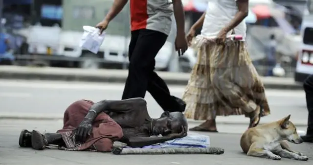 යාචකයන් සම්බන්ධයෙන් ශ්‍රී ජයවර්ධනපුර විශ්වවිද්‍යාලයේ සමාජවිද්‍යා අධ්‍යනාංශයේ මහාචාර්ය මයුර සමරකෝන් සහ එම අධ්‍යනාංශයේ ශිෂ්‍ය කණ්ඩායමක් කළ පරීක්ෂණයක දී සොයා ගත් තොරතුරු පිළිබඳ සමාජයේ විශාල අවධානයක් යොමු විය.