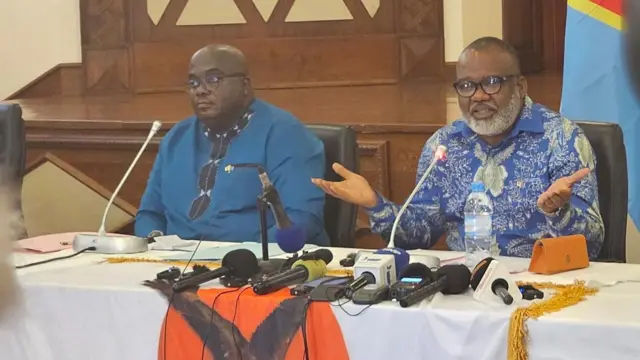 Bertrand Bisimwa na Corneille Nangaa mu kiganiro n'abanyamakuru ku wa kane i Goma