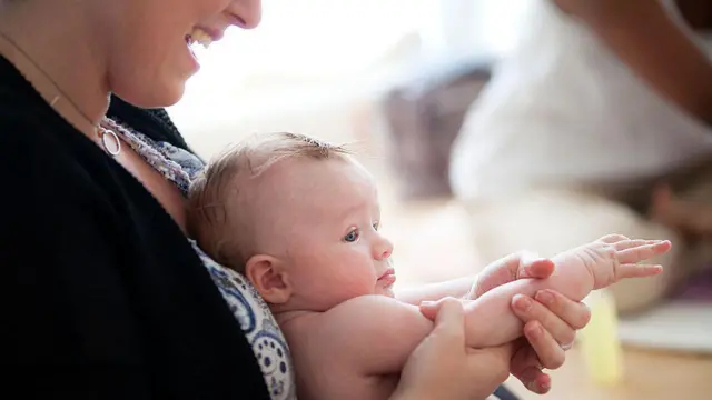 తల్లీ పిల్లలు
