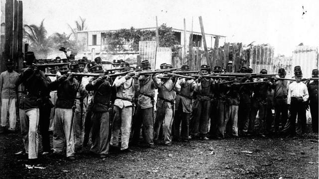 Tropas colombianas en Colón, Panamá. Noviembre de 1902.