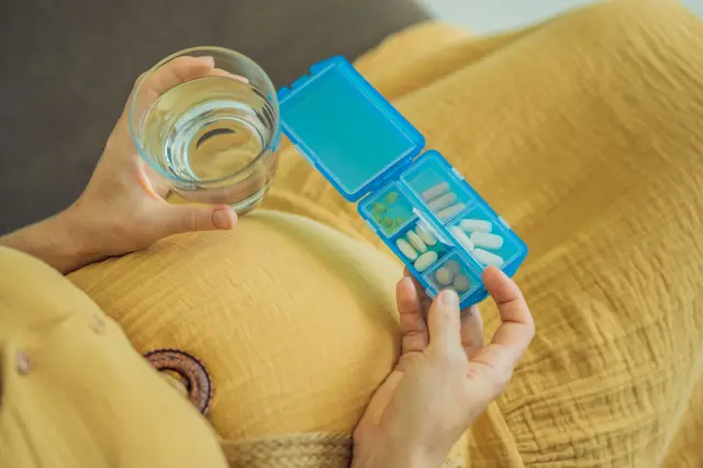 गरोदरपणात कॅल्शियमची पूरक औषधं घ्यावीत का?