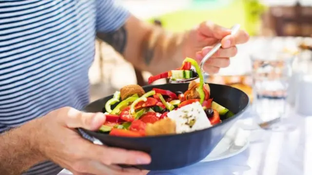 ইকারিয়ার খাবারগুলো স্বাস্থ্যের জন্য ভালো, বানানোও সহজ