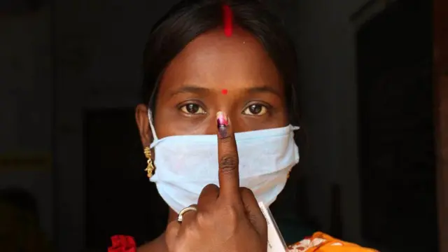 पिछले कुछ वर्षों से चुनावों में महिला मतदाता अहम भूमिका निभा रही हैं