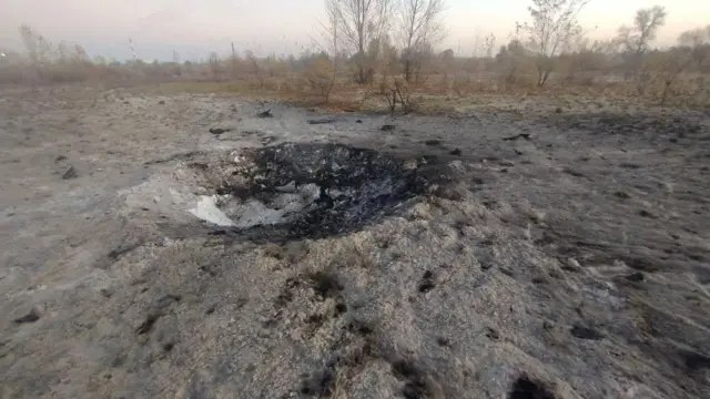 Уламки шахеда у мікрорайоні Осокорки в Києві