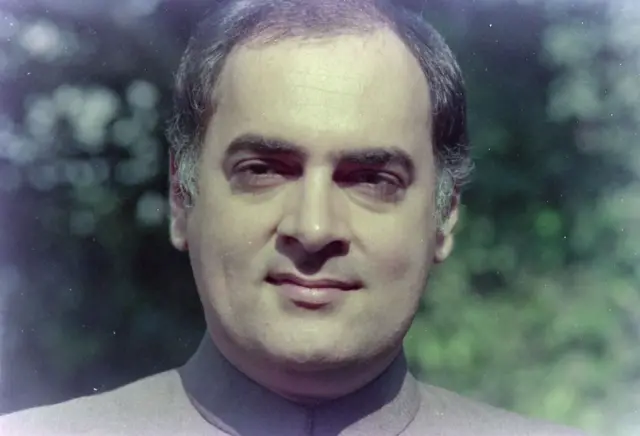 राजीव गांधी