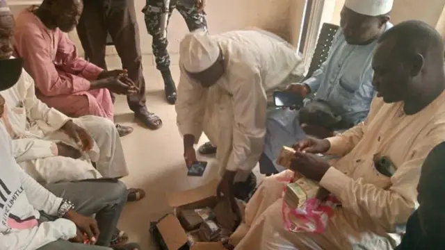 Aworan miliọnu mẹẹdogun naiara