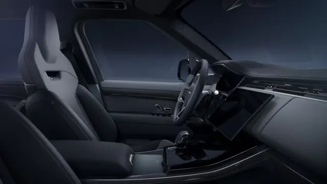 رنج‌روور اسپرت SV