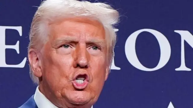 শপথ নিয়েই অনেক নির্বাহী আদেশে স্বাক্ষর করেছিলেন ডোনাল্ড ট্রাম্প। 