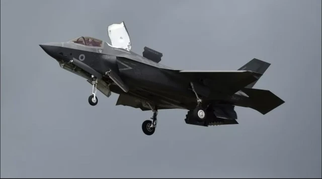 Diyaaradda F-35