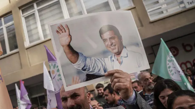 Selahattin Demirtaş yaklaşık sekiz yıldır cezaevinde.