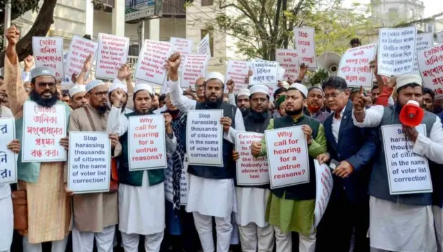 બીબીસી ગુજરાતી, ગુજરાત, બીબીસી, અમદાવાદ, સ્પેશિયલ ઇન્ટેન્સિવ રિવિઝન, પશ્ચિમ બંગાળ, મમતા બેનરજી, 