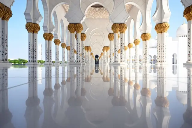 А﻿раб дүйнөсүнүн каалгасы Кыргызстанга кенен ачылсын. Мыкты дипломатия керек