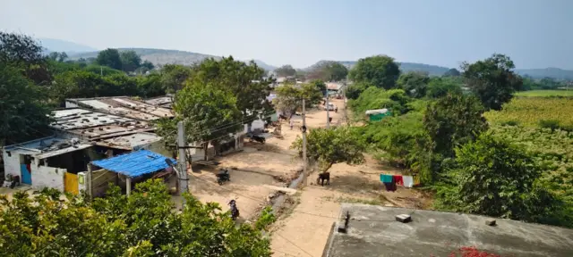 సుంకేశుల గ్రామం, వెలిగొండ ప్రాజెక్టు