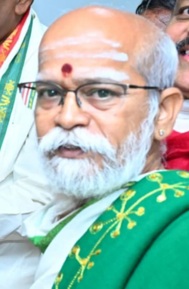 దేవస్థానం స్థానాచార్య విష్ణుభొట్ల శివప్రసాద్ శర్మ