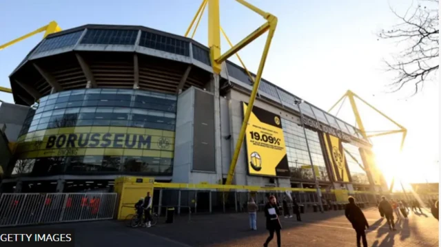 Na di home stadium of German club Borussia Dortmund