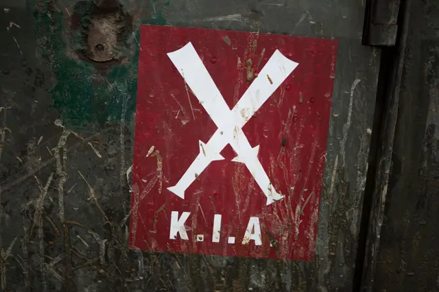 ကချင်လွတ်လပ်‌ရေးအဖွဲ့ (KIO/ KIA) အမှတ်တံဆိပ် 