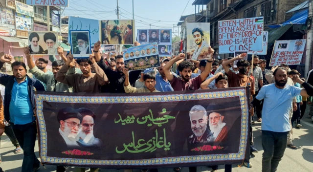 કાશ્મીર ખીણમાં 30 સપ્ટેમ્બરના રોજ લોકોએ પ્રદર્શનો કર્યાં