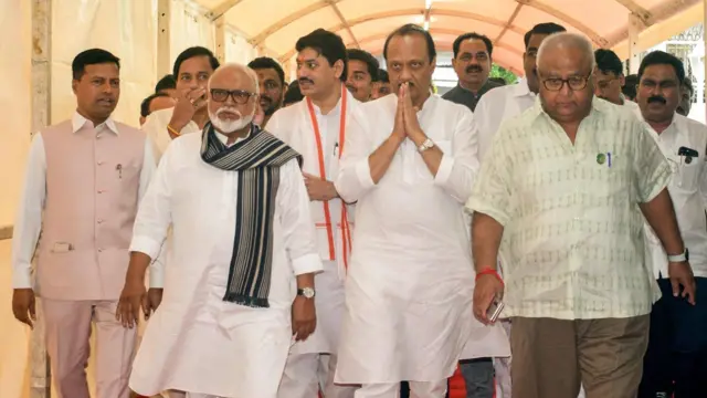 छगन भुजबळ, अजित पवार