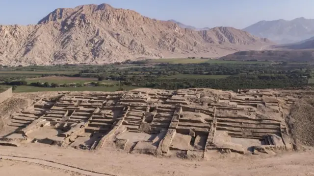 Restos de la antigua ciudad de Peñico en la provincia peruana de Penico.