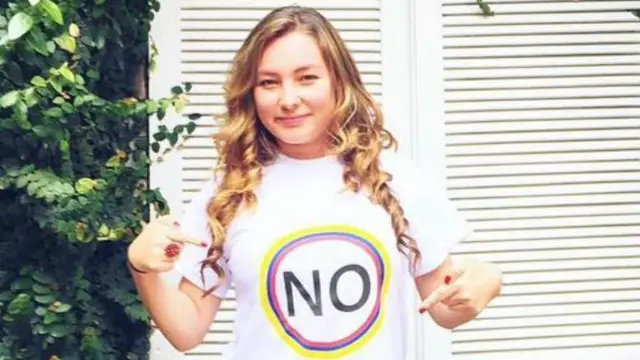 Catalina durante la campaña contra los acuerdos de paz.