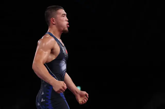 Акжол Махмудов