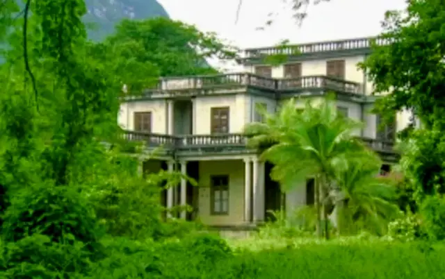 تصویری از بنای وال‌اوری در سال ۲۰۱۳