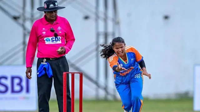 ఒడిషాలోని గిరిజన తెగకు చెందిన ఫూల సెరేన్ తన ఐదేళ్ల వయసులో ఎడమకంటి చూపు కోల్పోయింది. 