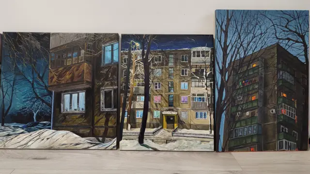 Картини Оксани Склим із різними будинками 