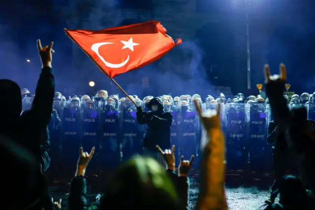 معترضان در ترکیه