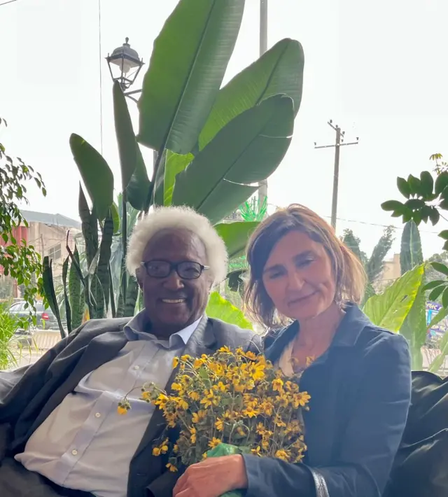 ዶ/ር ኤቫ ከጌታቸው ጳውሎስ ጋር 