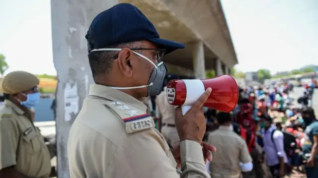 પ્રતીકાત્મક તસવીર