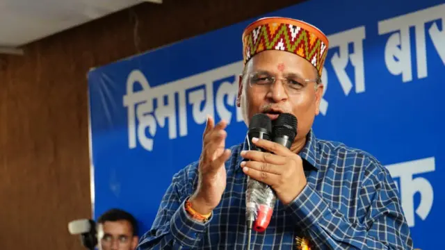 आम आदमी पार्टी के नेता सत्येंद्र जैन