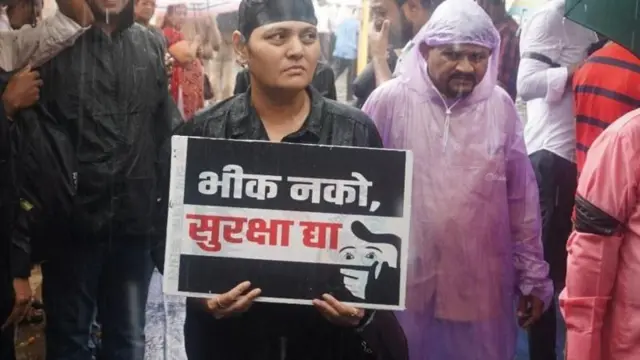 બદલાપુર અત્યાચાર કેસઃ ફાયરિંગમાં આરોપી અક્ષય શિંદેનું મોત,
અત્યાર સુધી શું માહિતી બહાર આવી?