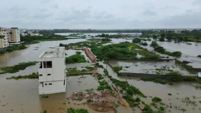 అతిభారీవర్షాలు, క్లౌడ్ బరస్ట్