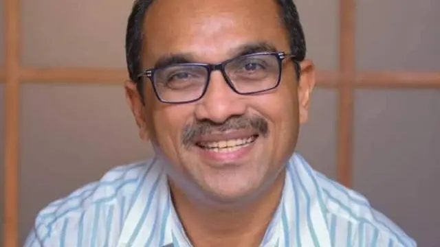 தமக்கு வேலைகளை செய்ய தேர்தல்கள் ஆணைக்குழு இடமளிக்கவில்லை என அமைச்சர் பிமல் ரத்நாயக்க குறிப்பிடுகின்றார்.