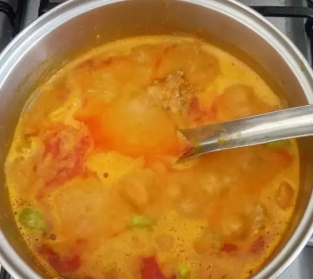 Sauce à base de graines de sésame.