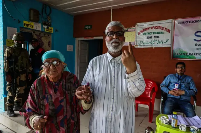 জম্মু-কাশ্মীরে ভোট দানের হার সবচেয়ে কম।