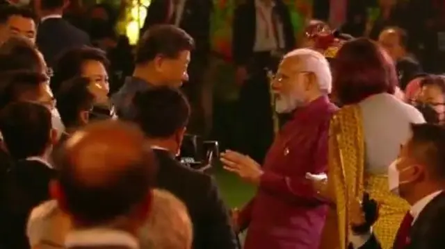 पीएम मोदी के साथ शी जिनपिंग