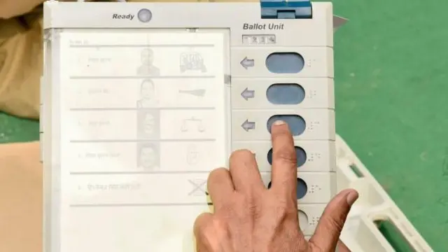 સરદાર પટેલ તેમની પહેલી ચૂંટણી એક વોટથી જીત્યા હતા.