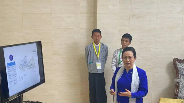 နိုဝင်ဘာ ၁ ရက် မနက်ကလုပ်ခဲ့တဲ့ သတင်းစာရှင်းလင်းပွဲက ဒေါ်သက်သက်ခိုင်